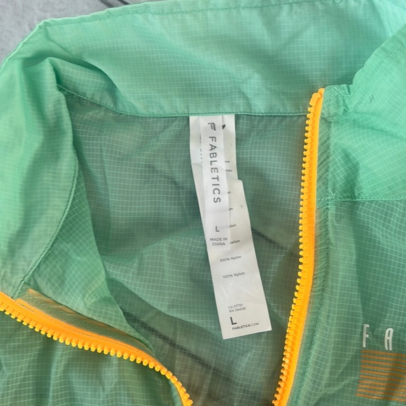Fabletics Payton woven nylon semi sheer jacket size large - Picture 4 of 9